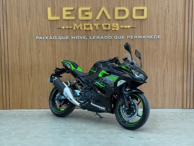 NINJA 400