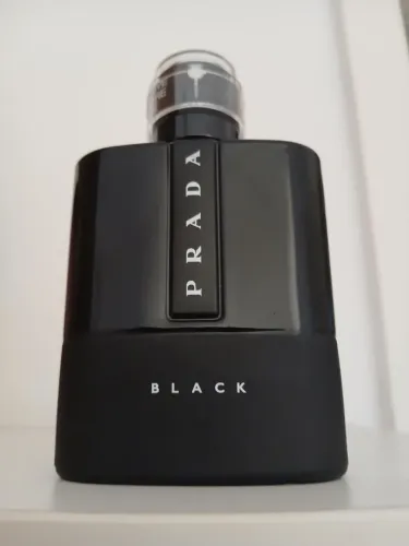 Perfume Prada Black Luna Rossa
