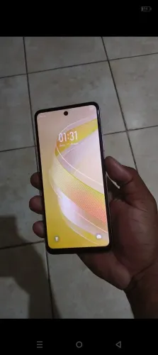 Célula infinix smart8 estado de novo único dono 500$, aberto pra negociar