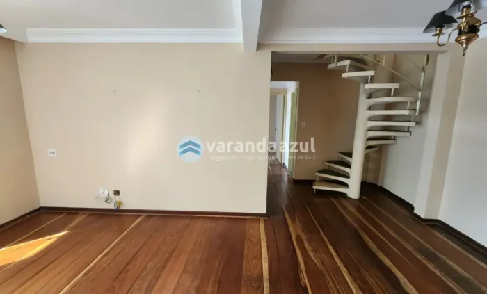 Venda - Apartamento Duplex com 2 Suítes, Terraço Gourmet e Vista Panorâmica no Mogilar