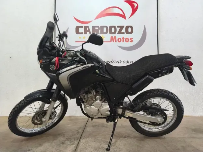 YAMAHA XTZ 250 TÉNÉRÉ 2011 PRETA