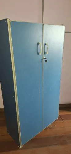 Armário de escritório usado