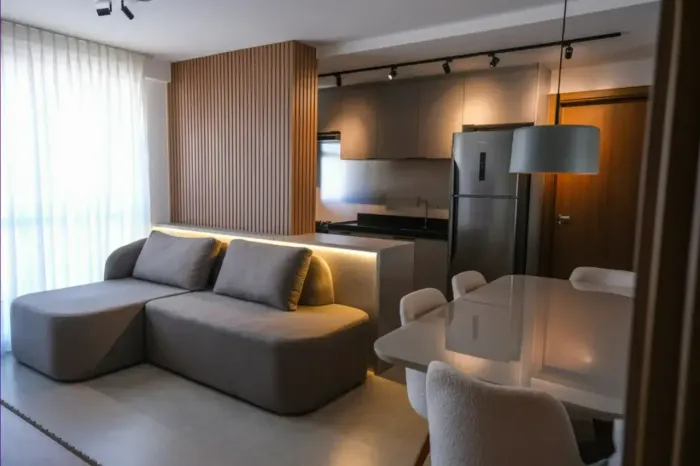 Apartamento para aluguel tem 68 metros quadrados com 2 quartos