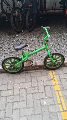 Bike aro12 pegar e andar