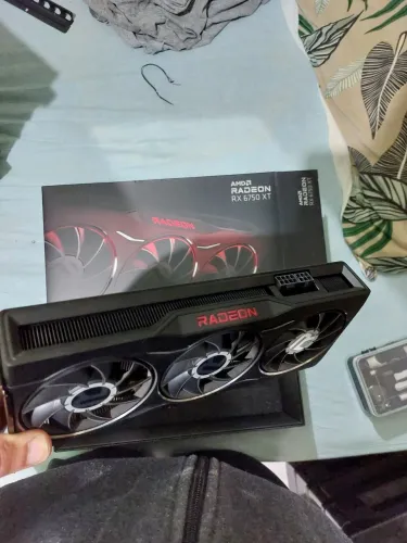 RX 6750XT Founders Edition