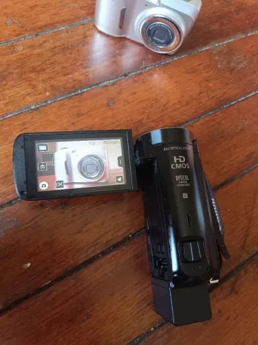 Filmadora Canon wi-fi e HD vixia 57 x advanced HF R 80/ 32 x zoom óptico cartão 16 GB func