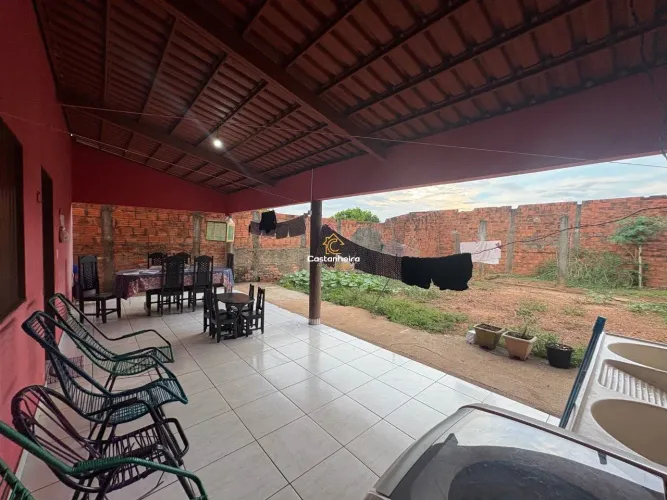 Casa 03 quartos sendo 01 Suite - Centro