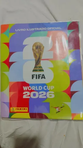 Álbum da Copa 2026 completo pela metade