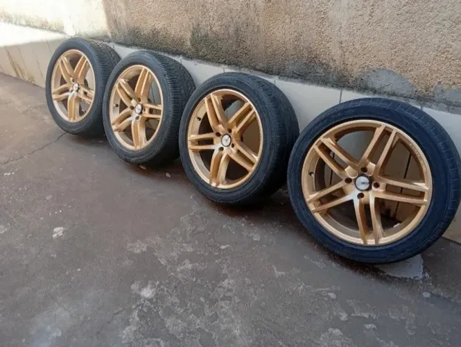 Jogo de rodas aro 17 com pneus