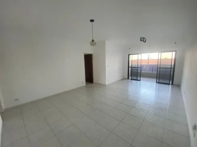 APARTAMENTO COM 2 DORMITÓRIOS NO BAIRRO VILA ATLANTICA EM MONGAGUÁ