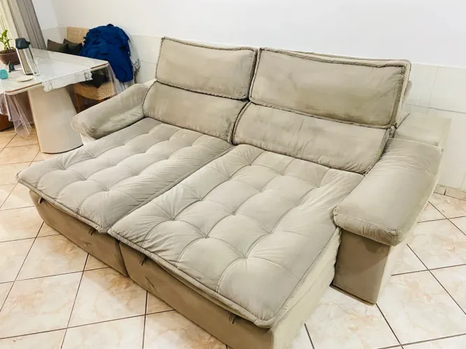 LIMPEZA DE SOFÁS / ESTOFADOS EM GERAL 