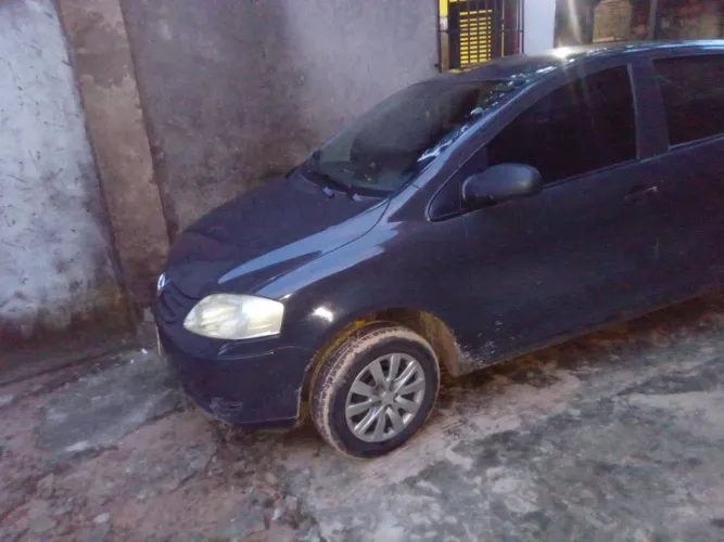 Volkswagen Fox City 1.0mi/ 1.0mi Total Flex 8V 3P 2006