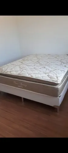 Cama box Queen+colchão
