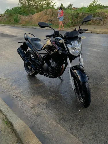Vendo yamaha fazer 250