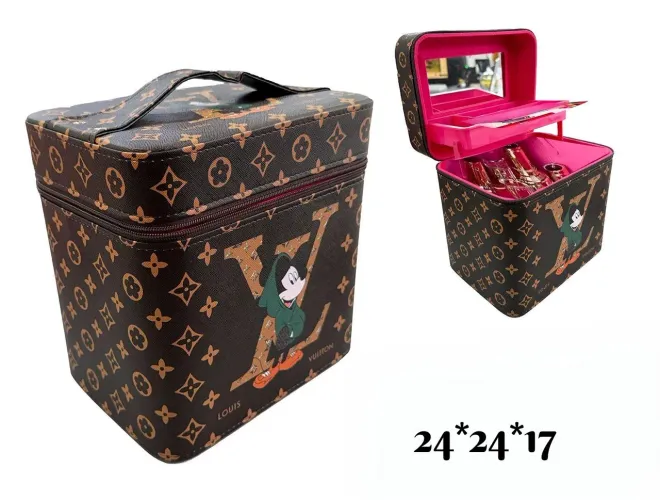 Nécessaire de Maquiagem Louis Vuitton