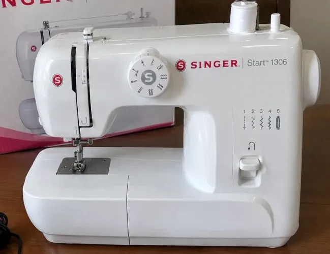 ? MÁQUINA DE COSTURA SINGER START 1306 ? SEMINOVA!