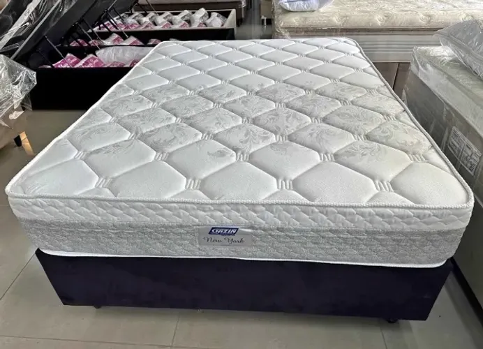 Cama de casal novo