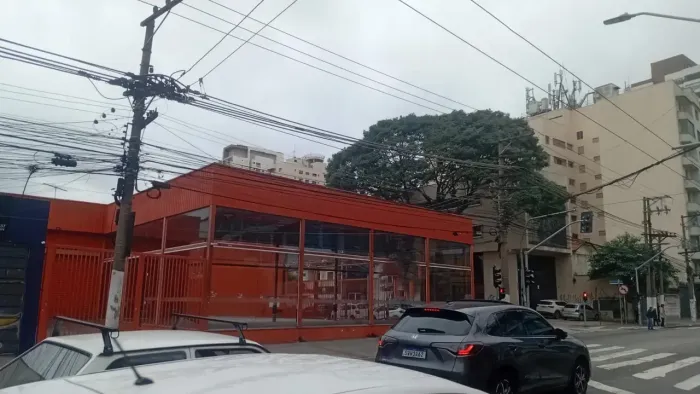 Showroom - Av. Celso Garcia | 550m²  Ideal para Loja de Veículo - Tatuapé - São Paulo - SP
