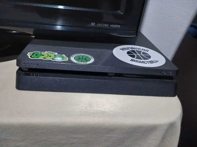 Vendo PlayStation 4