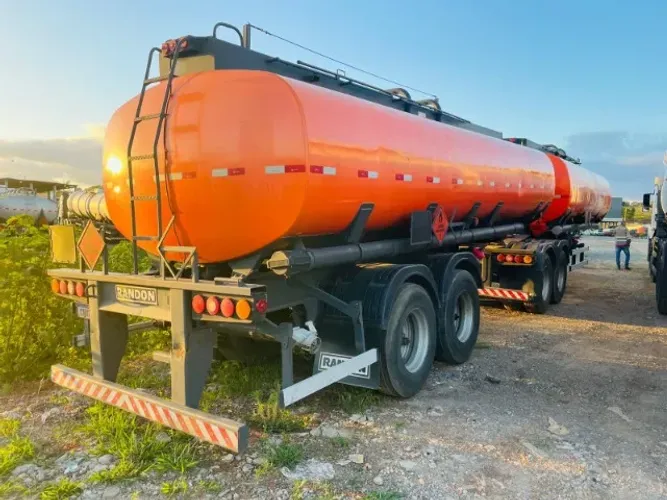Carreta Tanque Bitrem Randon Transporte de Combustivel