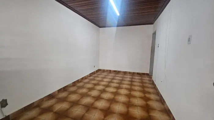 Imóvel para venda com 300 m2 com Edícula nos fundos com 3 quartos Parque Industrial