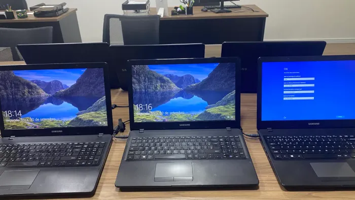 5 Notebook Samsung 900,00 cada São José do Rio Preto SP