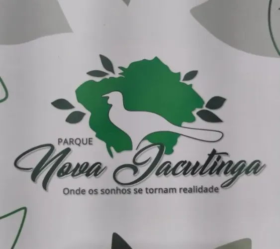Terreno em Jacutinga com 200m². De frente para avenida. Aceitamos veículo.