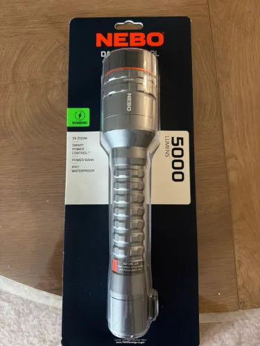 Lanterna recarregável Nebo Davinci 5000