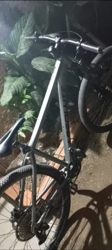 Vendo bicicleta Absolut Nero 5 aro 29