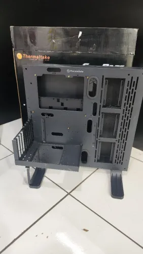 Gabinete Thermaltake Core p3 tg