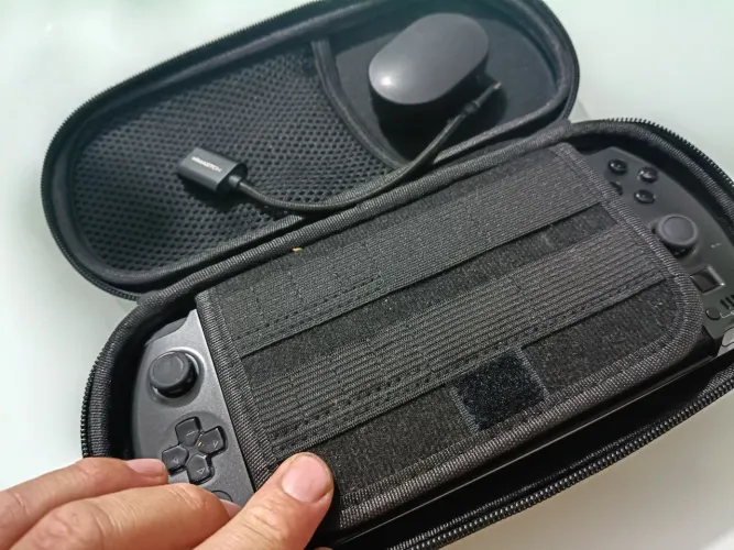 Gpd win 4 Ryzen 7840u 64gb drr5 ,1tb ssd