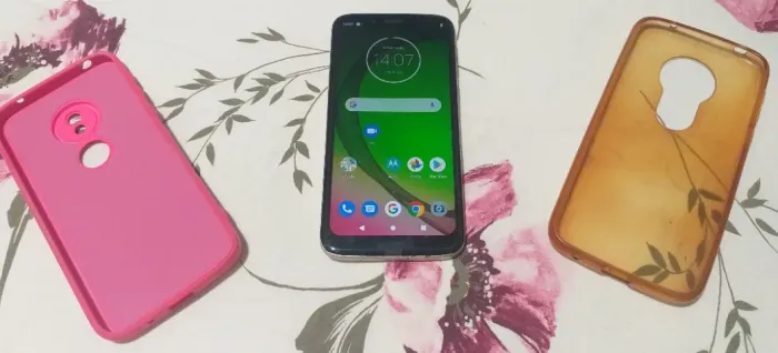 Celular Motorola G7 Play Xt1952-2 Dourado Revisado Bateria Ok Tela Original Zn SP Cn Leia 