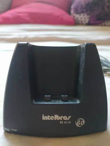 Base para telefone sem fio Intelbras TS 40 ID