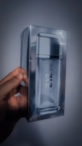 Perfume 212 vip men 200ml