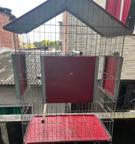GAIOLA PARA PAPAGAIO / PÁSSARO / PASSARINHO / AVES
