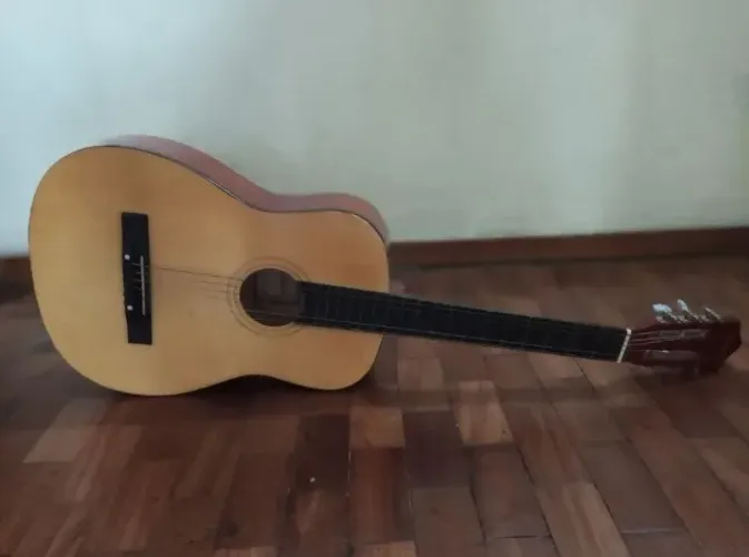 Violão Kashima iniciante MG 010 Tradicional Normal Acústico com capa e correia ja incluso