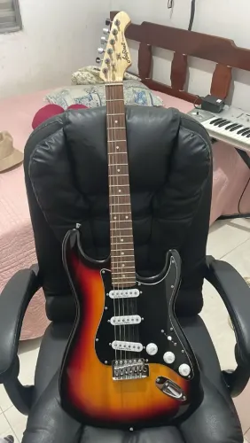 Guitarra aria pro 2 + cap pinheiro pickpus
