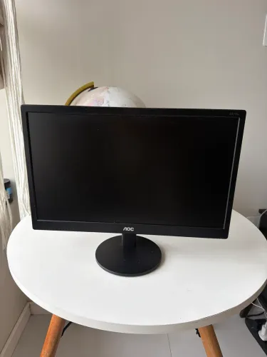 Monitor AOC