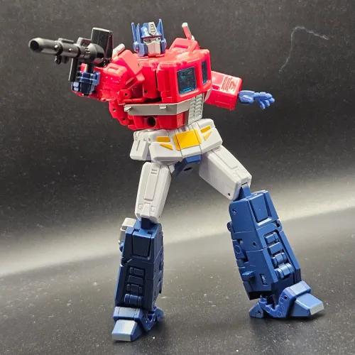 TRANSFORMERS NEWAGE OPTIMUS PRIME (USADO)
