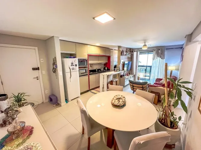 Apartamento com 2 dormitórios à venda, 69 m² por R$ 799.000 - Centro - Balneário Piçarras/