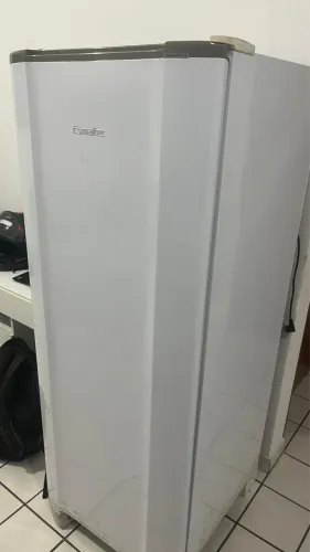 GELADEIRA ESMALTEC - LEIA A DESCRIÇÃO