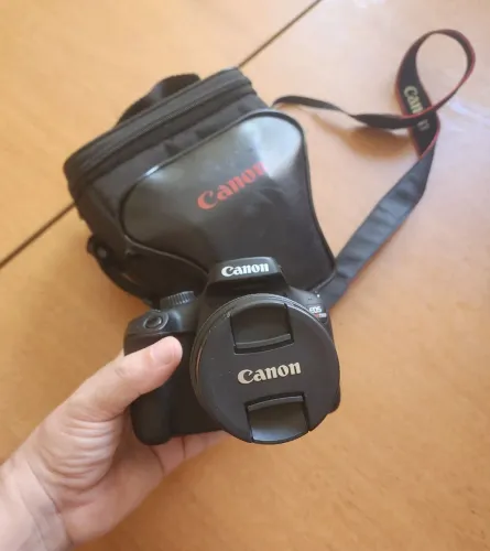 Câmera Profissional - CANON