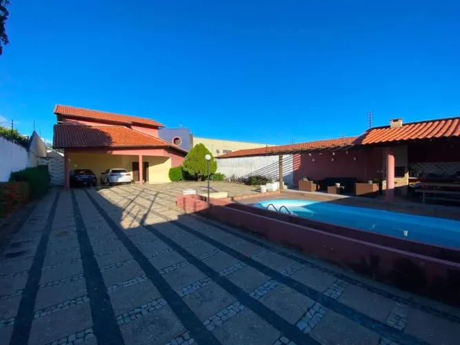 Casa Comercial Duplex para Auguel