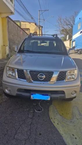 Nissan Frontier Se/se Strik CD 4X4 2.5 TB Dies. 2011