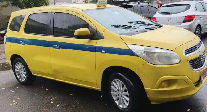 Chevrolet Spin LT 1.8 8V Econo.flex 5P Aut. 2013