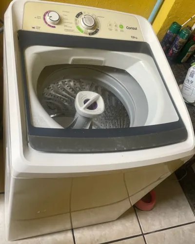 Máquina de lavar 11 kg cônsul ( reparo do batedor a fazer )
