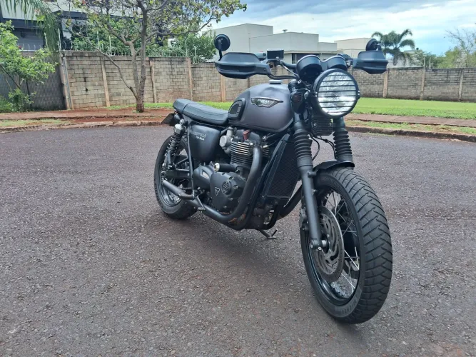 Triumph boneville T1200cc Black edtion 