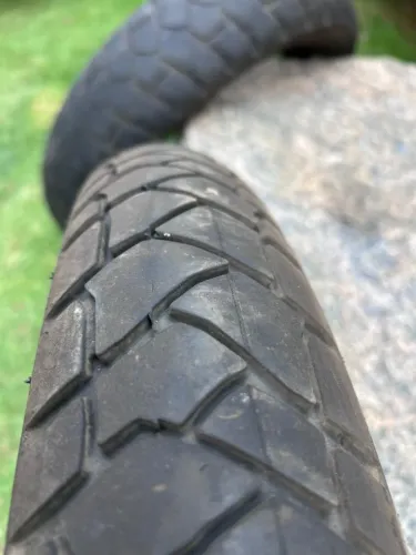 Par de pneus Michelin anakee Adventure 90/90 21 e 150/70 18