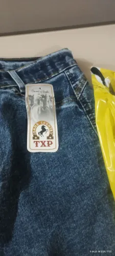 Calça jeans feminina, nova