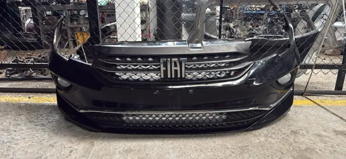 Pára-choque Fiat cronos 2025